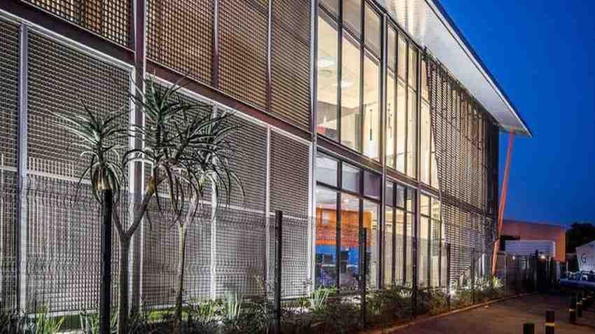 Pro Glass and Aluminium: Durable, Energy-Efficient Building Solution